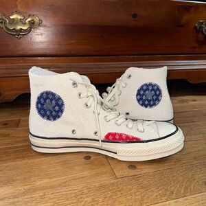 Cream High-Top Sneakers with Blue and Red Accents “Photon Dust”